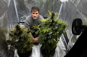 SWR - Das Erste: "Die Cannabis-Bilanz: Wie viel kiffst du, Deutschland?"