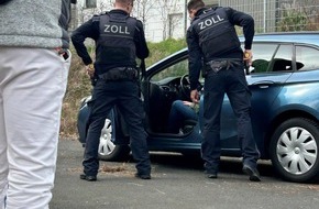 Hauptzollamt Gie&szlig;en: HZA-GI: Zoll erleben - Ein Blick hinter die Kulissen beim Berufsinformationstag des Hauptzollamtes Gie&szlig;en