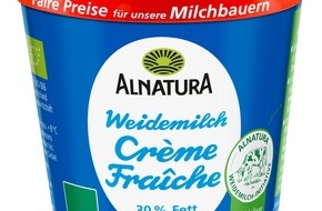 Alnatura Produktions- und Handels GmbH: Alnatura: Erste Marke mit vollständigem Bio-Weidemilch-Sortiment aus einer Hand / Über 30 Produkte / Noch mehr Tierwohl für Milchkühe