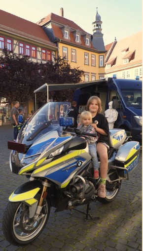 LPI-NDH: Ein Nachmittag für Gespräche, Einblicke und Prävention - &quot;Coffee with a Cop&quot; begeistert in Bad Langensalza