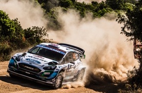 Ford-Werke GmbH: Alle drei Fiesta von M-Sport Ford erreichen das Ziel einer extrem harten Rallye Italien auf Sardinien