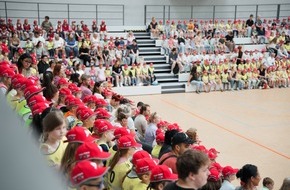 Polizeipr&auml;sidium Rostock: POL-HRO: Gemeinsam f&uuml;r starke Kinder: Pr&auml;ventionsprojekt "Kindergarten-Cop" weiterentwickelt - Landespolizeiorchester erstmals dabei