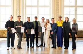 Deutsche AIDS-Stiftung: Medienschaffende zu HIV/Aids ausgezeichnet / Deutsche Aids-Stiftung verleiht Preis beim Aids-Kongress in Wien