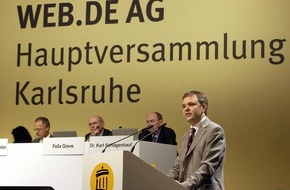 1&1 Mail & Media Applications SE: Matthias Greve, Vorstandsvorsitzender der WEB.DE AG, bei der Hauptversammlung 2005