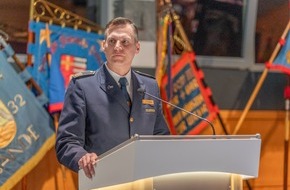 Feuerwehr Paderborn: FW Paderborn: Jahreshauptversammlung der Feuerwehr Paderborn in der Mehrzweckhalle Dahl