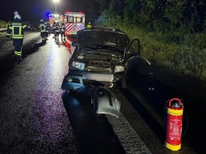 FW-EN: Schwerer Verkehrsunfall auf der BAB 43 &amp; Umweltschutzeinsatz durch Hydraulikproblem an Schwertransporter