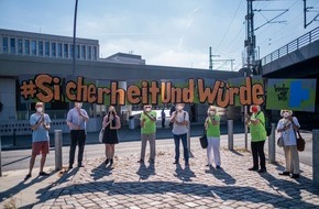 Kindernothilfe e.V.: Kindernothilfe-Aktion am Brandenburger Tor: Sicherheit und Würde für alle Geflüchteten