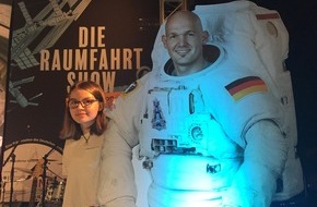 KiKA - Der Kinderkanal ARD/ZDF: "ERDE AN ZUKUNFT" führt Live-Schalte mit ISS / KiKA-Zukunftsmacherin befragt Astronaut Alexander Gerst