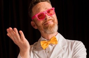 Björn Bücks: Gesundheit und Prävention als Comedy: Wie präventivHUMORIST Björn Bücks Chefs und Mitarbeiter bei ernsten Themen zum Lachen bringt