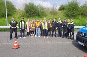 Polizeiinspektion Emsland/Grafschaft Bentheim: POL-EL: Nordhorn - Praktischer Unterricht für angehende Speditionskaufleute