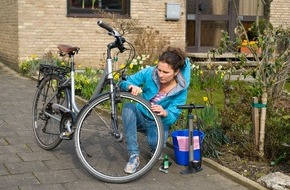Deutscher Verkehrssicherheitsrat e.V.: Frühlings-Fahrradcheck: Bremsen, Reifen und Beleuchtung prüfen (FOTO)