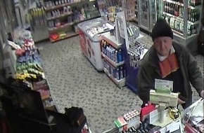 Polizeidirektion Göttingen: POL-GOE: (106/2013) Versuchter Raubüberfall auf Tankstelle an der Hauptstraße - Angestellte erleidet Schock, Polizei fahndet mit Bild aus Überwachungskamera nach unbekanntem Täter