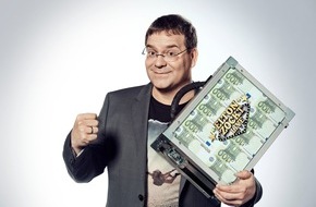 ProSieben: Mehr Elton bei "Elton zockt - LIVE!": ProSieben zeigt zweite Ausgabe der erfolgreichen Event-Show (FOTO)