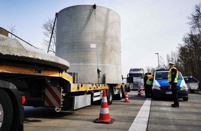 Verkehrsdirektion Mainz: POL-VDMZ: Zu schwer und zu schnell - Polizeikontrollen auf der A61