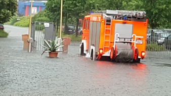 Feuerwehr Bottrop: FW-BOT: Bottrop Folgemeldung Unwetter Stadtgebiet Bottrop