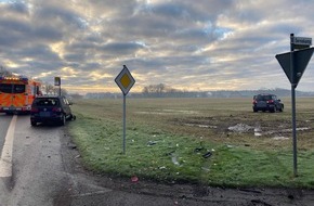 Polizei Coesfeld: POL-COE: Dülmen, Dernekamp/ Autos kollidiert