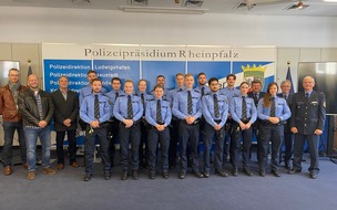 Polizeipräsidium Rheinpfalz: POL-PPRP: 50 "neue" Polizistinnen und Polizisten im Polizeipräsidium Rheinpfalz