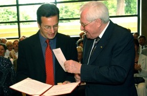 Konrad Adenauer Stiftung e. V.: Botschafter zwischen alter und neuer Welt / Literaturpreis der Konrad-Adenauer-Stiftung 2003 an Patrick Roth
