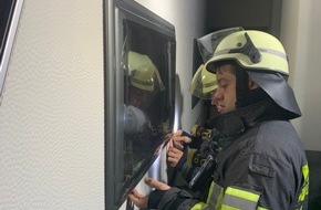 Feuerwehr Wetter (Ruhr): FW-EN: Wetter - Brandmeldealarm und Heimrauchmelder am Wochenende