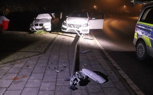 Polizei Mettmann: POL-ME: Straßenlaterne mit Mercedes umgefahren: 43-Jähriger verursacht Schaden in Höhe von 20.000 Euro - Monheim am Rhein - 2312002