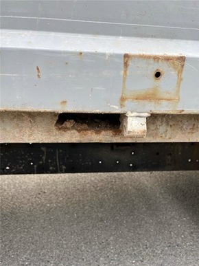 POL-SO: Massiv überladener und verkehrsunsicherer Lkw in Soest stillgelegt