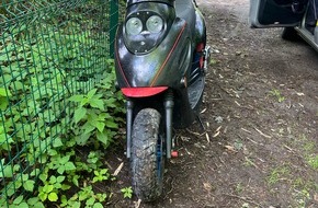 Polizei G&uuml;tersloh: POL-GT: Wer vermisst diesen Motorroller?