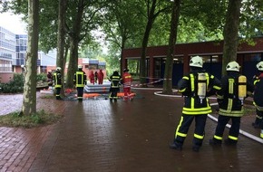 Feuerwehr Dorsten: FW-Dorsten: Austritt von Chlorgas im Hallenbad am Wulfener Markt sorgte für aufwendigen Einsatz der Feuerwehr