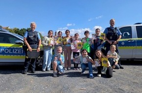 Polizei Korbach: POL-KB: Bad Wildungen - Blitz f&uuml;r Kids: Schulkinder und Polizisten kontrollieren Verkehrsteilnehmer