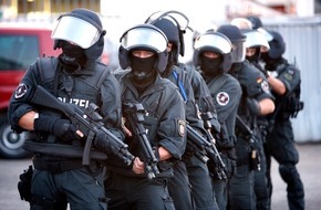 Brost-Stiftung: Wie viel Sicherheit fühlt sich noch gut an? / 1. Symposium zur Veranstaltungsreihe "Das Ruhrgebiet - ein sicheres Stück Deutschland?"