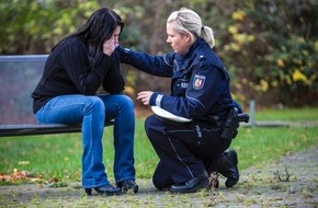 Polizei Rhein-Erft-Kreis: POL-REK: 14-Jährige Radfahrerin bei Verkehrsunfall verletzt - Pulheim-Stommeln