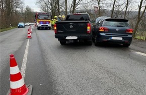 Feuerwehr Herdecke: FW-EN: Abbiegeunfall fordert zwei Verletze