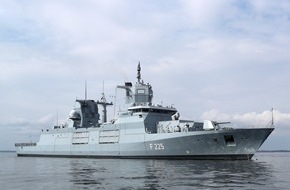 Presse- und Informationszentrum Marine: Verstärkung für die Flotte: Fregatte "Rheinland-Pfalz" wird in Dienst gestellt