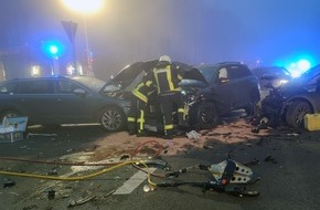 Freiwillige Feuerwehr Breckerfeld: FW-EN: Verkehrsunfall mit 3 PKW Brantener Straße