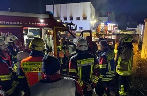 Kreisfeuerwehrverband Neunkirchen: FW LK Neunkirchen: Großeinsatz auf ehemaligem Gießereigelände in Ottweiler