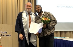 Hochschule Bremerhaven: Bremerhavener Student Ulrich Kameni Ngango Veigne erhält DAAD-Preis