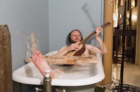 Migros-Genossenschafts-Bund Direktion Kultur und Soziales: RAGNAR KJARTANSSON / The Visitors / 17 novembre 2012 - 27 gennaio 2013 / Vernissage: 16 novembre 2012, ore 18.00