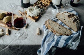 Zentralverband des Deutschen Bäckerhandwerks e.V.: Nie wieder Baguette und Rotwein! Über die perfekte Harmonie von Brot und Wein