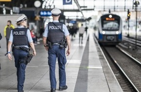 Bundespolizeiinspektion Bremen: BPOL-HB: Riskante Flucht in Bremen: Bundespolizei holt Männer aus Bahngleisen