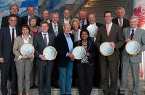 Stiftung Menschen für Menschen: Menschen für Menschen Städtewette 2011: Karlheinz und Almaz Böhm trafen Wettpartner beim Deutschen Städtetag in Stuttgart (mit Bild)