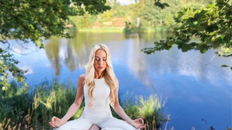 Presse-Meldung I Ferienpark Am Birnbaumteich: Feuer-Moon-Yoga im Jungbrunnen Yoga Retreat mit Yoga-Lehrerin Jane Uhlig
