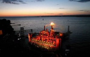Bregenzer Festspiele GmbH: Halbzeit bei den Bregenzer Festspielen: Feuriger 'Troubadour' begeistert Publikum