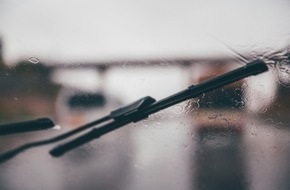 Oehler Web: Kleine Upgrades, die sich wirklich lohnen: Wischer, Lampen, Matten, Touch-up Lack