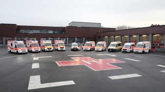 Feuerwehr Essen: FW-E: Rettungsdienst der Stadt Essen führt Stellprobe auf dem Messegelände durch - 120 Kräfte im Einsatz