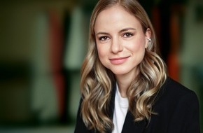 10 Punkte GmbH: Julia Engelmann gewinnt Ehrenpreis / Verleihung bei den Best of Poetry Slam Day Awards 2026 in der Elbphilharmonie