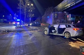 Kreispolizeibehörde Rhein-Kreis Neuss: POL-NE: Fahrzeugrennen fordert drei Verletzte - Ermittler suchen schwarzes Pizzataxi