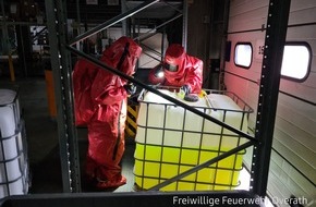Freiwillige Feuerwehr der Stadt Overath: FW Overath: Helfer üben Ernstfall mit Chemikalien