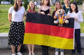 Bildung & Begabung gemeinnützige GmbH: Europäische Mathe-Olympiade für Mädchen: Deutsches Team holt Gold in Georgien