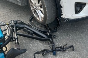 Polizei Bielefeld: POL-BI: Fahrradfahrer übersehen: Drei Unfälle in Kreuzungsbereichen