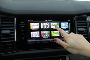 Vorreiter beim Zukunftsthema vernetztes Auto: SKODA bietet Konnektivität serienmäßig (FOTO)