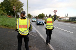 POL-Bremerhaven: Polizei registriert 30 Rotlichtverstöße bei Kontrollaktion - Zwei Autofahrern droht Fahrverbot